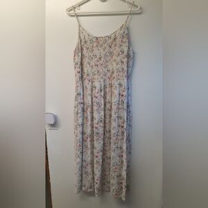 Very pretty flowered maxi dress - Marks & Spencer size 12